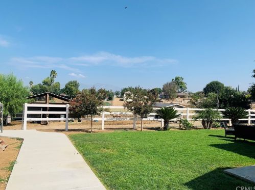9511 Stirrup St, Riverside, CA 92509-4960