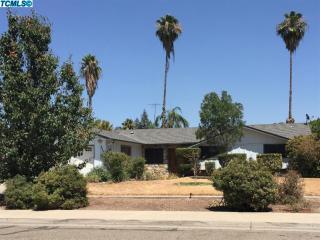2538 Dollner St, Visalia, CA 93277-6319