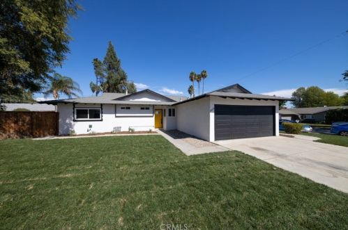 11233 Doverwood Dr, Riverside, CA 92505-2600