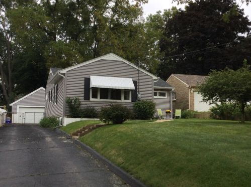 1008 Jordan Pl, Rockford, IL 61108-3708