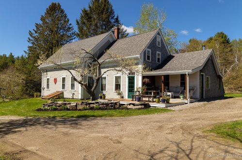 70 Spring Hill Rd, Freedom, ME 04941-4418