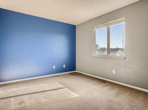 5224 Dearborn St, Denver CO 80011-6922 exterior