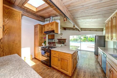 3117 Harmony Pl, Glendale CA  91214-1315 exterior