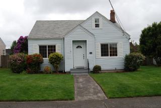 6410 C St, Tacoma, WA 98408-6207