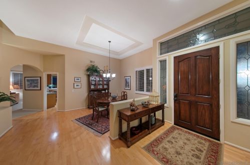 165 Camino Bailen, Escondido, CA 92029-7446