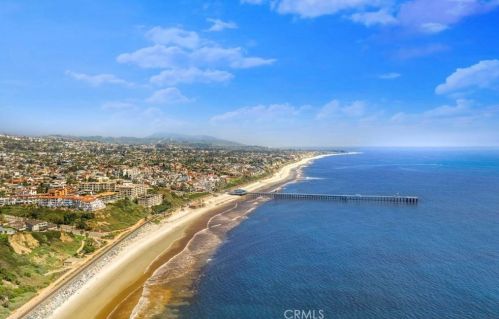 1520 El Camino Real, San Clemente CA  92672-5956 exterior