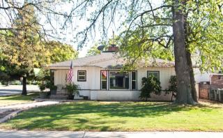 1301 Beverly Dr, Visalia, CA 93277-3505