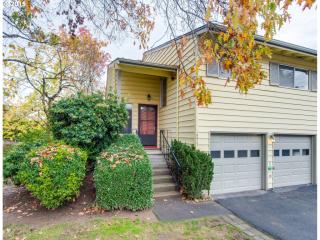 14917 Siskiyou Ct, Portland OR  97230-5153 exterior