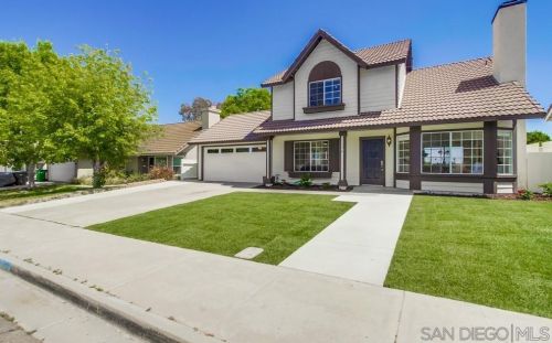 1376 Darwin Dr, Oceanside CA  92056-6618 exterior