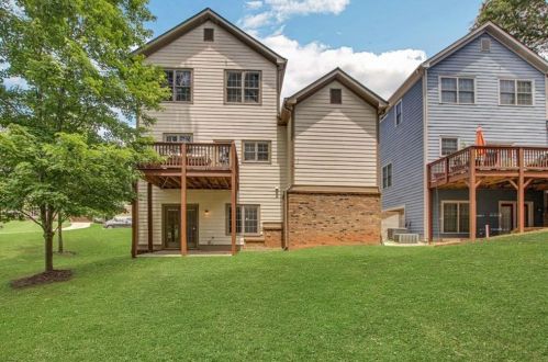 179 Bowen Cir, Atlanta GA  30315-2602 exterior