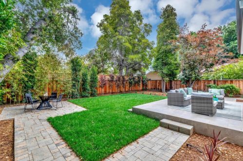 375 Chiquita Ave, Mountain View CA  94041-1007 exterior