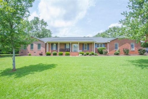202 Center Pointe Rd, Belton, SC 29627-8380