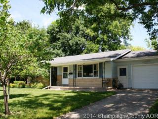 2211 8th Street Cir, Charleston, IL 61920-4066