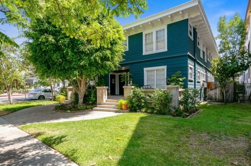 244 Kenwood St, Glendale CA  91206-4209 exterior