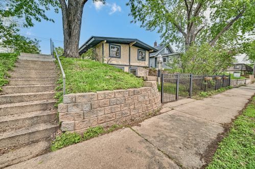1231 Hewitt Ave, Saint Paul MN  55104-1422 exterior