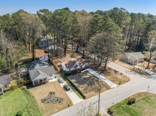 353 Collier Ridge Dr, Atlanta GA  30318-7342 exterior