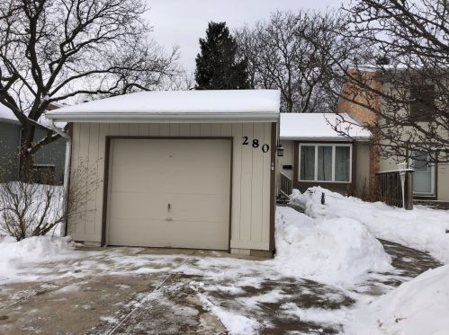 280 Lakeshore Ln, Hanover Park, IL 60108-1952