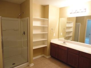 632 Noble Grove Ln, Fort Worth TX  76140-7537 exterior