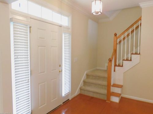 4706 Ridgefall Rd, Greensboro, NC 27410-9748