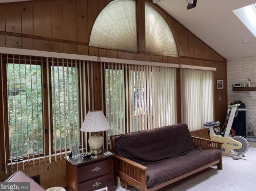 112 Bentley Ln, Lancaster PA  17603-6223 exterior