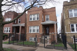 2242 Lockwood Ave, Chicago, IL 60639-3026