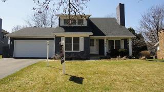 1445 Pinetree Dr, Naperville, IL 60565-1276