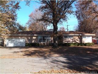 809 15th St, Pryor, OK 74361-7801