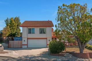 1610 Boulder Creek Rd, Oceanside, CA 92056-2930