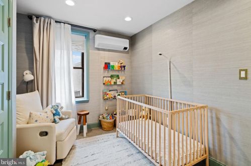 771 12 St, Philadelphia PA 19123-1960 exterior