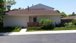 26 Wintergreen Ct, Downers Grove, IL 60517-1713