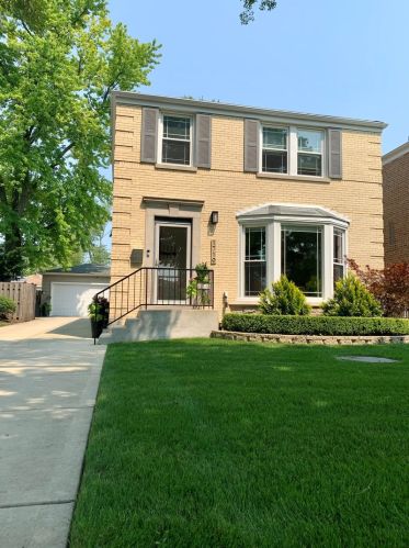 1719 74th Ct, Chicago, IL 60707-4225
