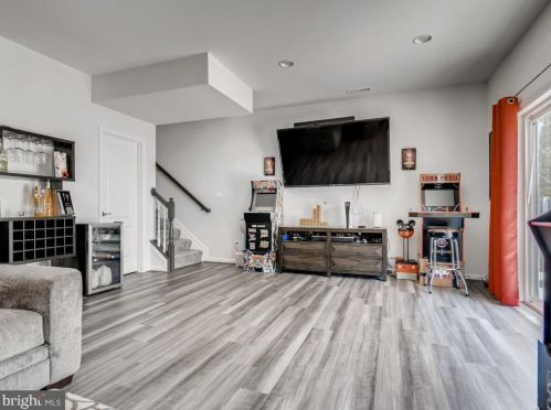 349 Marina Ave, Aberdeen MD  21001-4204 exterior