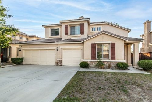 652 Apache St, San Jacinto, CA 92582-3851