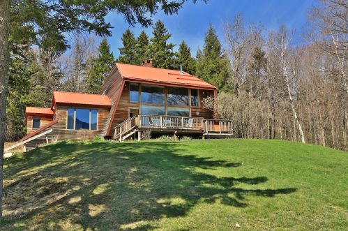 56 High Acres Rd, Randolph, NH 03593-5128