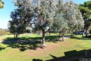 24 Nuevo, Irvine, CA 92612-4681