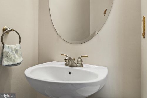 502 Coventry Way, Mount Laurel NJ  08054-6703 exterior