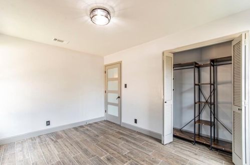 9600 Claxton Dr, Austin TX  78736-2901 exterior