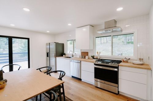 10476 Horizon View Dr, Morrison CO  80465-2337 exterior