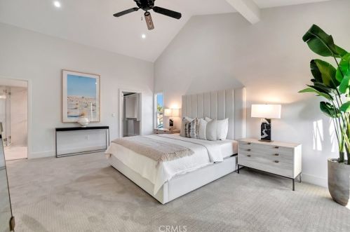 5892 Bellfield Ln, Huntington Beach CA  92648-1041 exterior