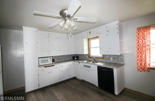 412 5th Ave, Arlington, MN 55307-2110