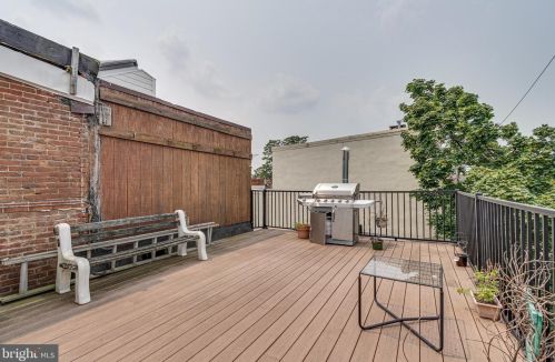 614 21st St, Philadelphia PA  19130-3232 exterior