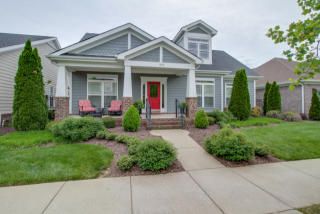 1922 Scarlett Dr, Murfreesboro, TN 37130-3279