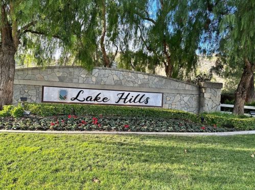 17463 Scenic Ridge Dr, Riverside, CA 92503-6599