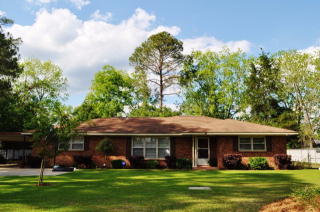 204 Radio Station Rd, Alma, GA 31510-3530