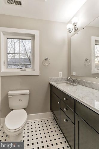 5089 Lerch Dr, Shady Side MD 20764-9650 exterior