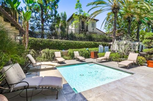 77 Canyoncrest, Irvine CA  92603-0131 exterior