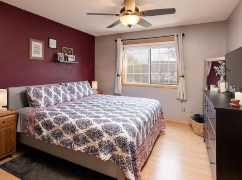 12793 Edgewater Path, Saint Paul MN  55124-8695 exterior