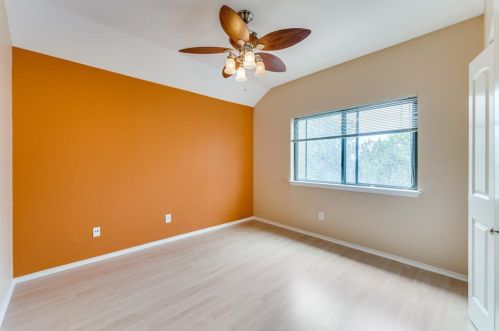 11508 Cherry Hearst Ct, Austin TX  78750-3525 exterior