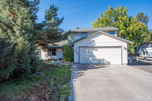 1687 Sonya Ct, Bend OR  97701-6493 exterior
