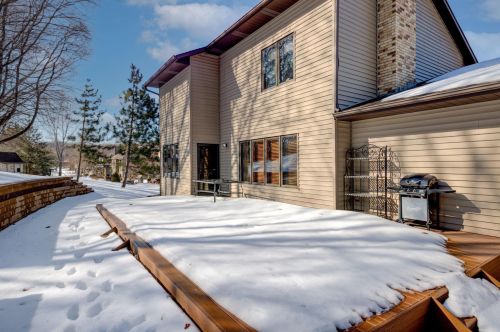 4561 Clf Rdg Ct, Saint Paul MN  55123-1811 exterior